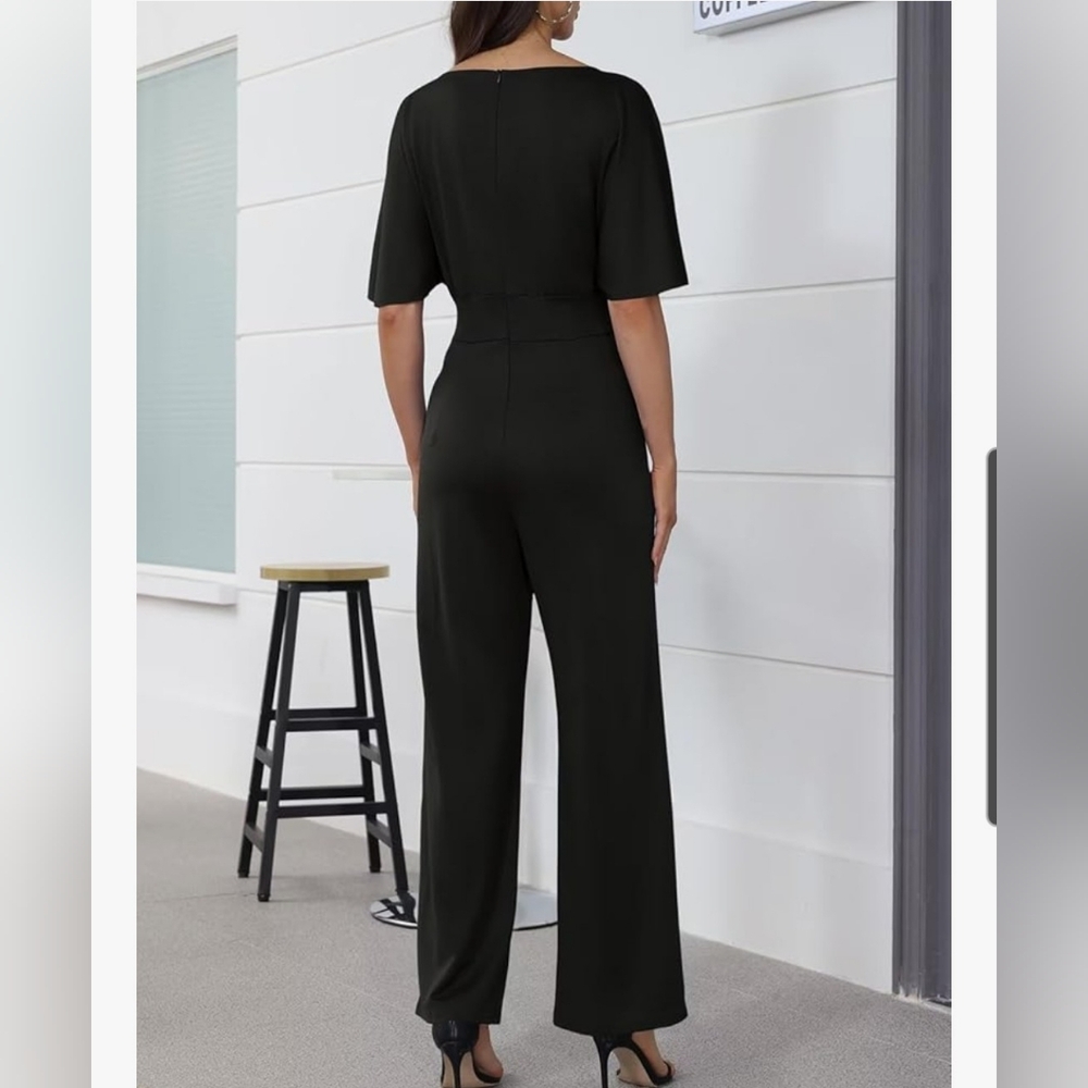 Chic Black Wide-Leg Jumpsuit Perfect For Formal & Holiday Events Size Med - Picture 3 of 5